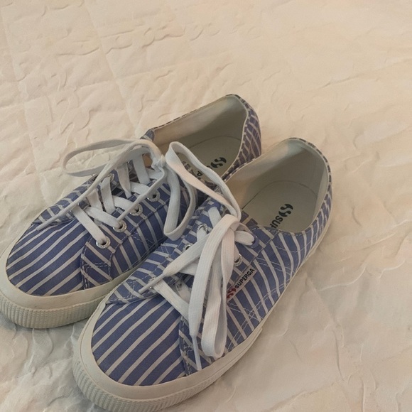 Superga blue and white sneaker size 38 or 7.5 M great used condition clean - Picture 1 of 7